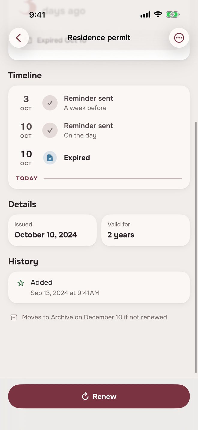 Aheado document page: Residence permit, expired 3 days ago, with Moves to Archive on December 10 if not renewed